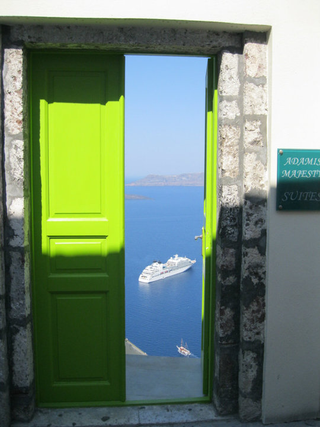 Illustration for article titled 25 Doors From Around The World